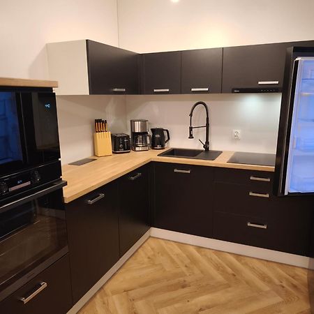 Luksusowy Apartament, Duzy Parking, Zameldowanie 24H, Fv, Ekspres, Xbox, Klimatyzacja, Dwie Sypialnie, Kuchnia I Salon, Samo Centrum Miasta, Starogard Gdański Dış mekan fotoğraf